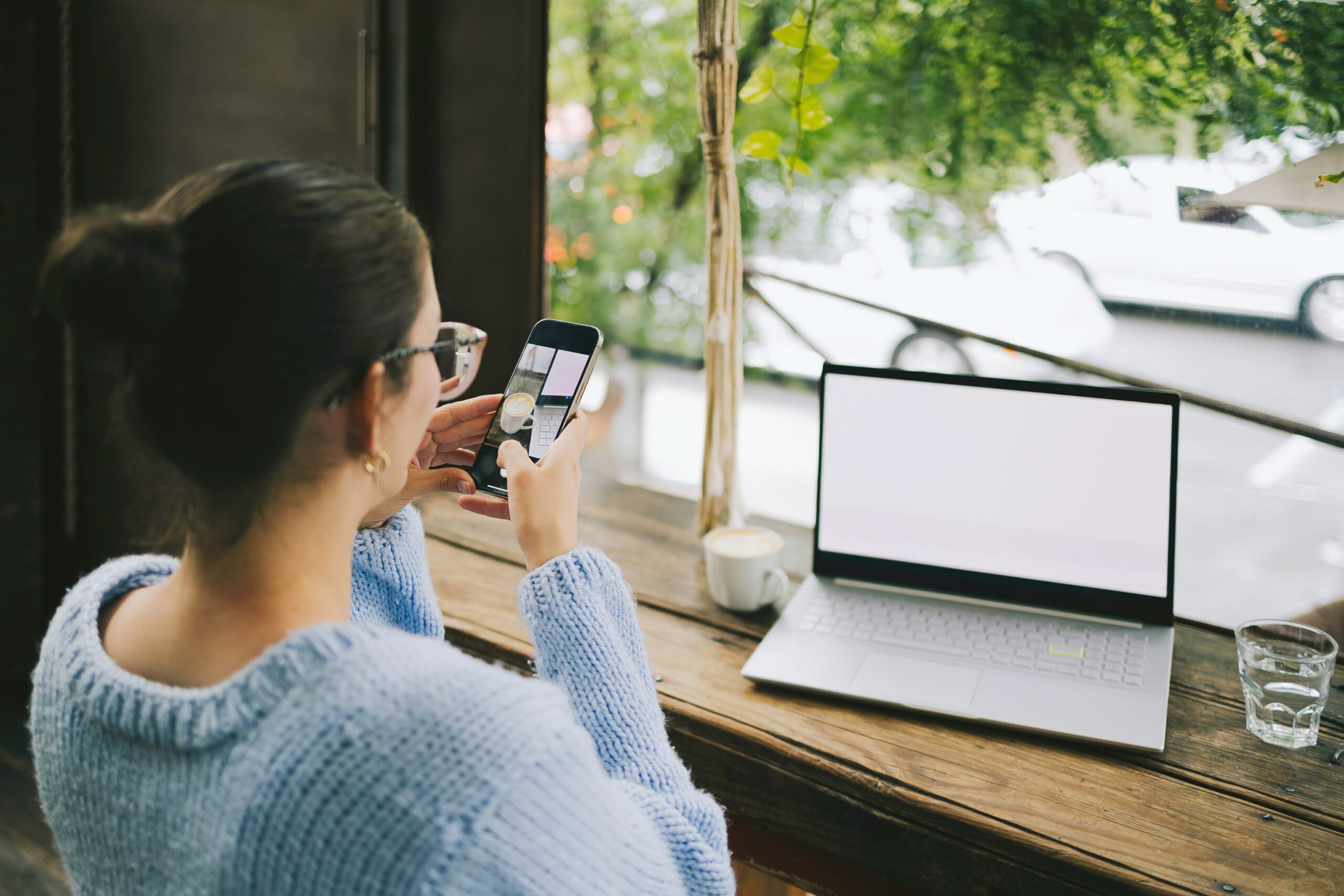 Living Well with Screens Finding Balance in a Digital World